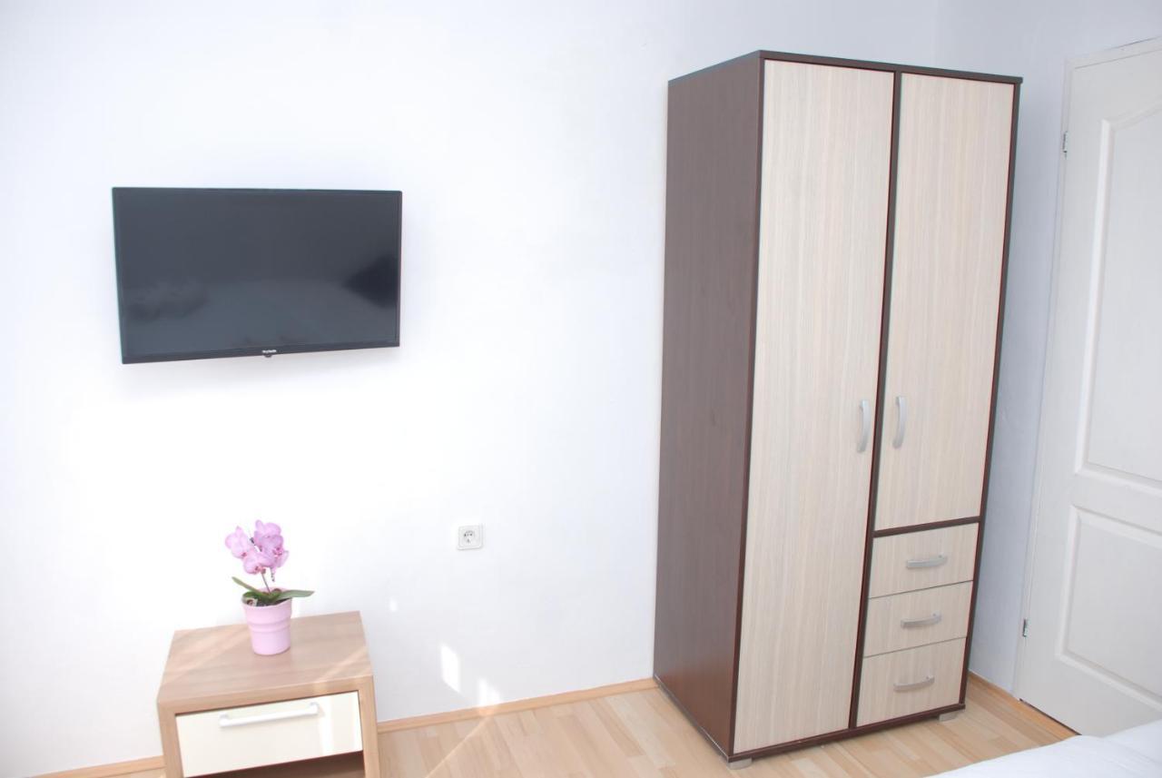 Apartment Danubius ドニー・ミラノヴァツ エクステリア 写真