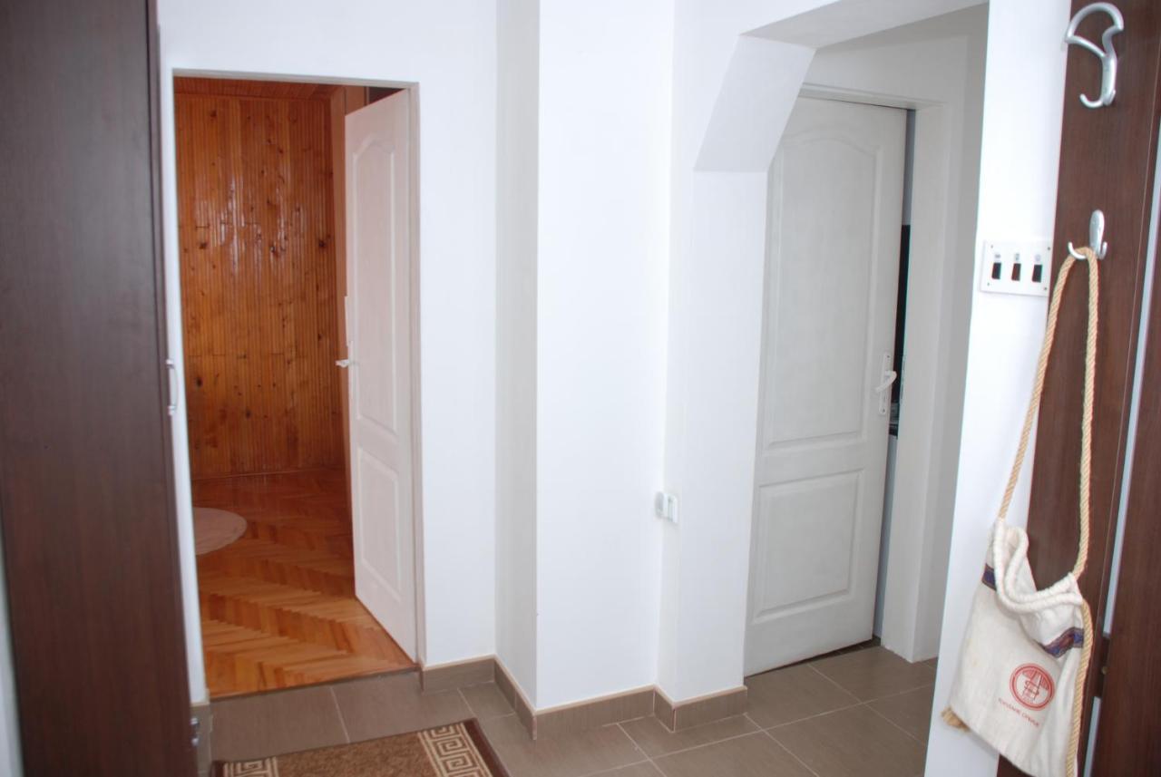 Apartment Danubius ドニー・ミラノヴァツ エクステリア 写真